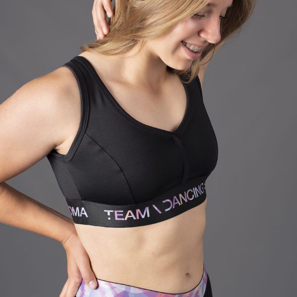 woman wearing