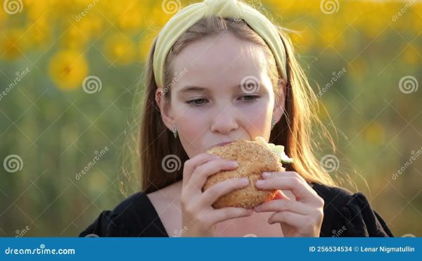 girl eating gouch