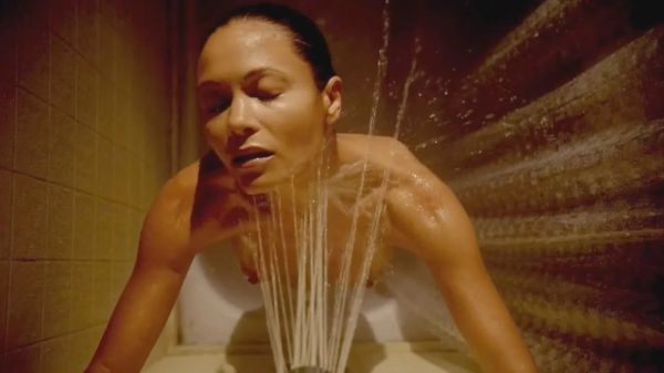 thandie newton bed