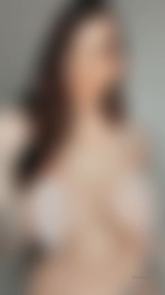 swimsuit titties