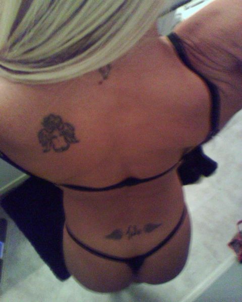female velvet sky