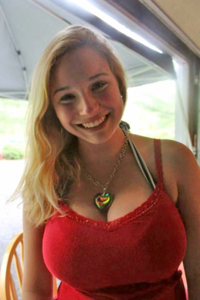 big tit amateur boobs