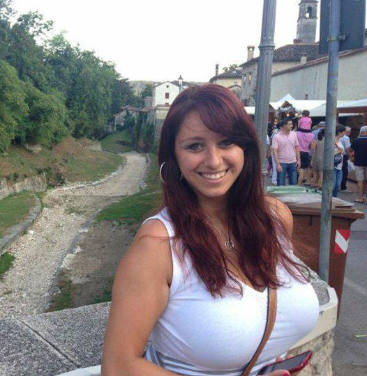 big tit amateur milf selfie