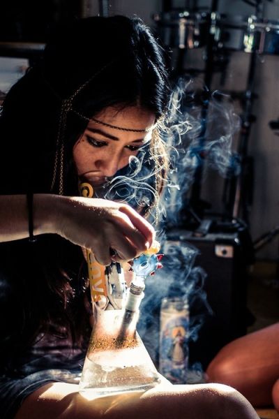 purple aesthetic girl smoking