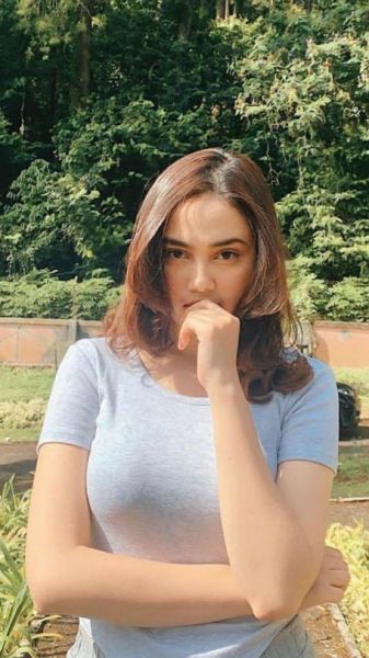 pretty girly
