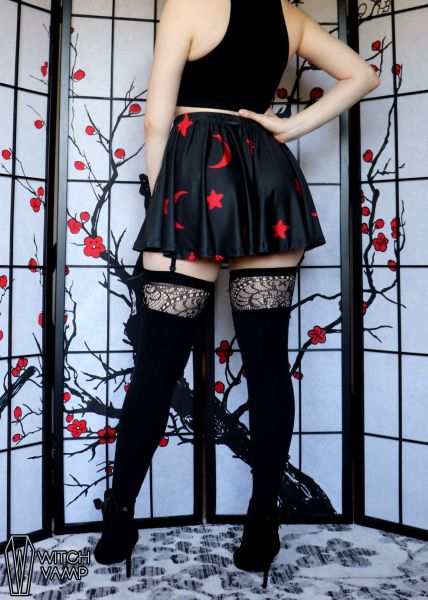 black pleated