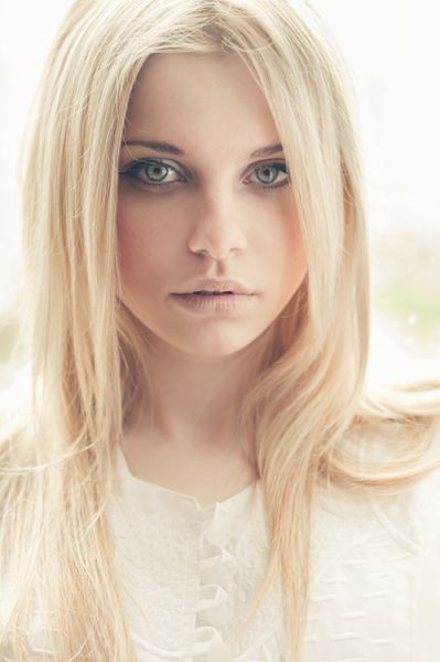 perm long blonde hair