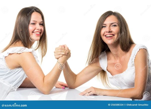 women's arm wrestling east vs west