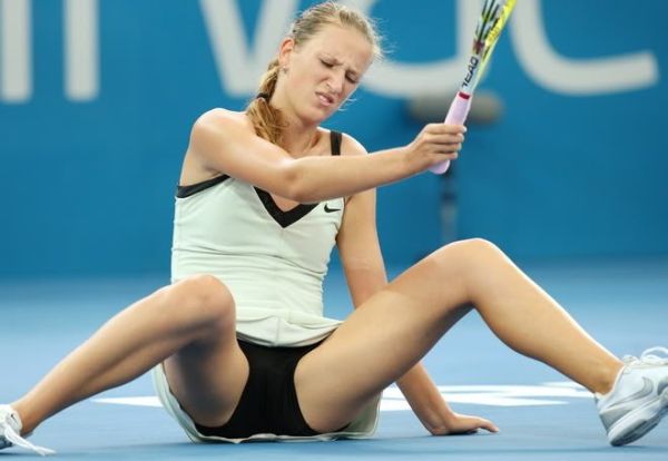 glamourous victoria azarenka off court