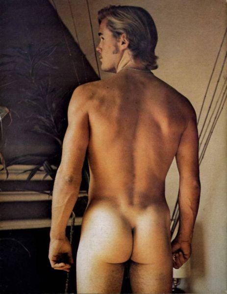 gay nude