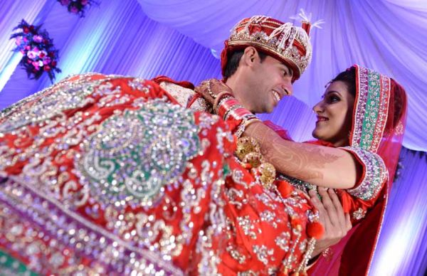 night wedding ceremony
