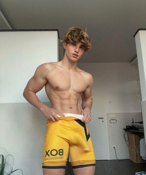 knees
