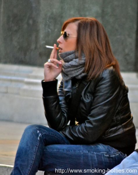 bug chasing women smoking